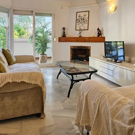 Two Bedroom Golf Side Apartment, Mijas Golf Appartement *