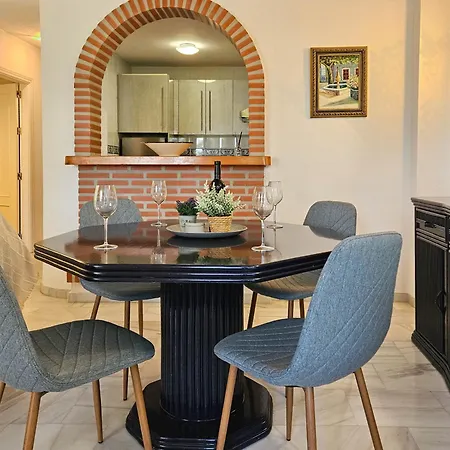 Two Bedroom Golf Side Apartment, Mijas Golf Humera